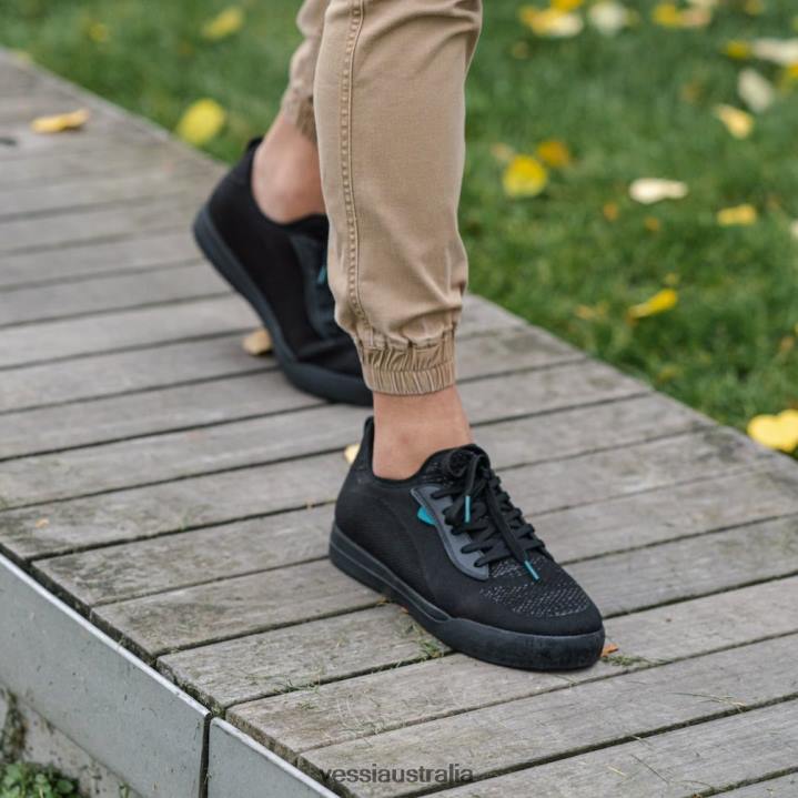 Vessi Weekend - Asphalt Black on Black T04B11 Asphalt Black on Black